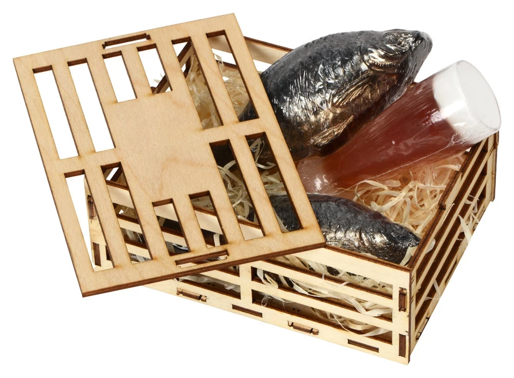 Набор мыла ручной работы Пиво и рыба, в деревянной коробке