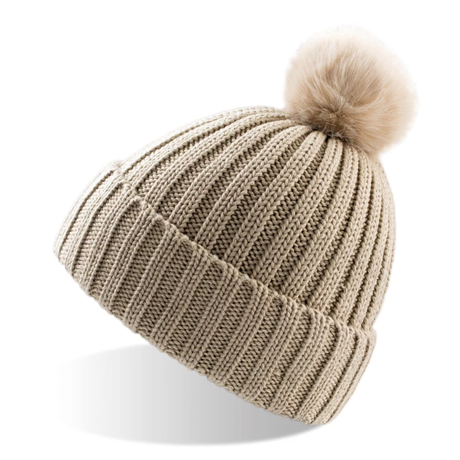 Шапка CHIC (85) Шапка CHIC (85)