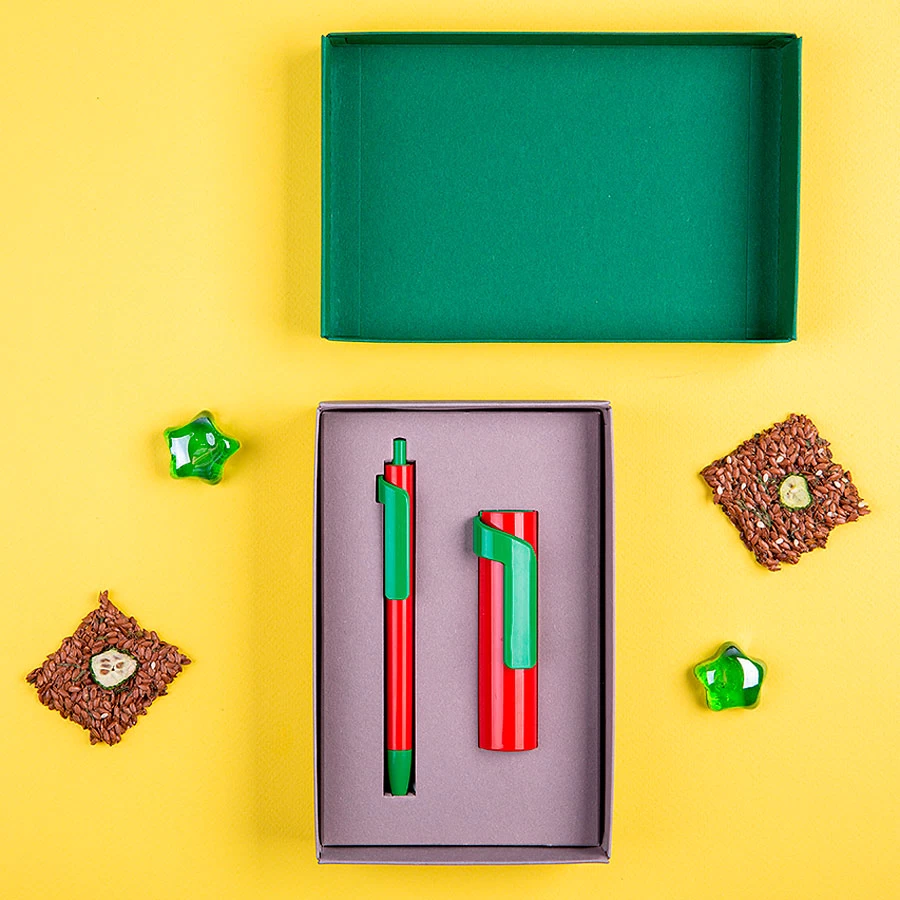 Набор подарочный FORTE SET FANTASY: универсальное зарядное устройство(3000мАh) и ручка Набор подарочный FORTE SET FANTASY: универсальное зарядное устройство(3000мАh) и ручка